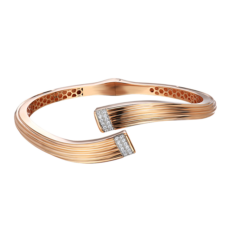 Браслет из красного золота 585 пробы с фианитами 01Б113563Р