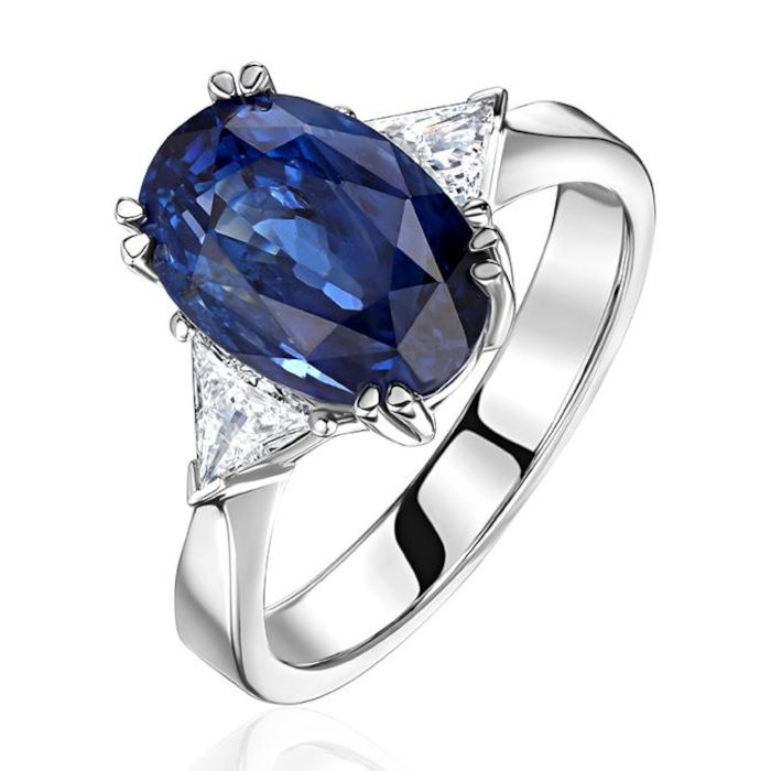 Кольцо из белого золота 750 пробы с сапфиром и бриллиантами 01К6715876-2