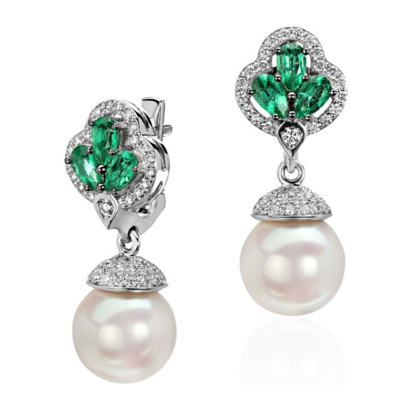 Серьги из белого золота 585 пробы с жемчугом, бриллиантами и изумрудами 01С6210177-2 Серьги из белого золота 585 пробы с жемчугом, бриллиантами и изумрудами 01С6210177-2