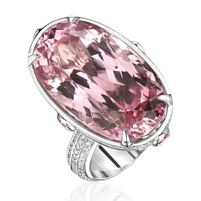 Кольцо из белого золота 585 пробы с кунцитом, сапфирами и бриллиантами 01К6216793-1