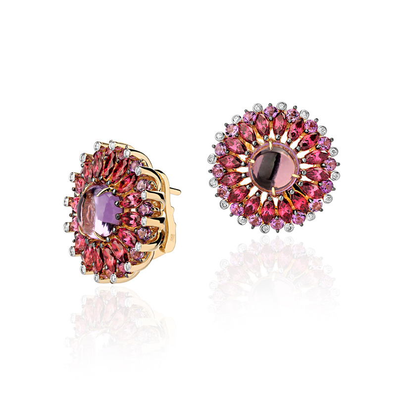 Серьги из желтого золота 585 пробы с турмалинами, родолитами, аметистами и бриллиантами 01С6311220-1 Серьги из желтого золота 585 пробы с турмалинами, родолитами, аметистами и бриллиантами 01С6311220-1