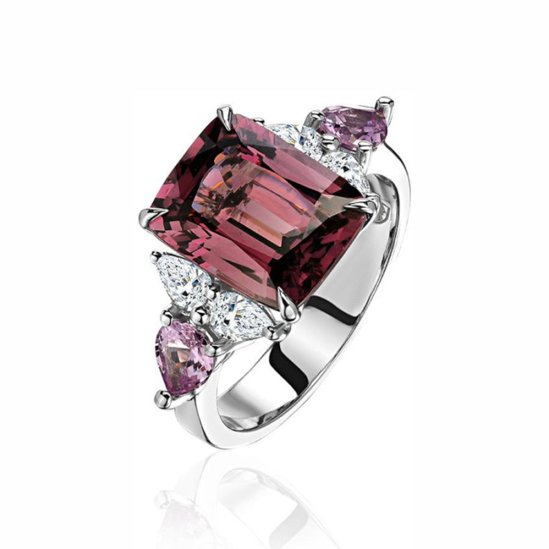 Кольцо из белого золота 750 пробы с сапфирами, бриллиантами и шпинелью 01К6715875-3