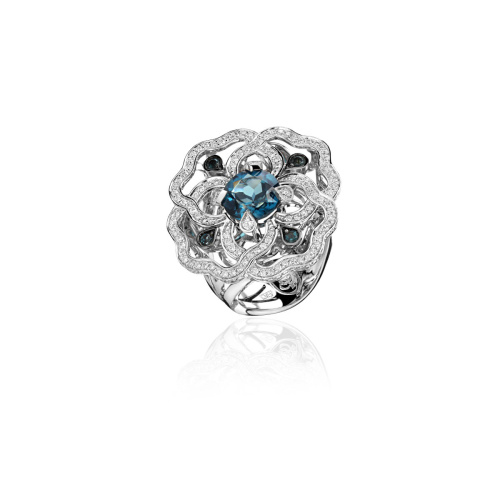 Кольцо из белого золота 750 пробы с топазами и бриллиантами 01К6771097-4