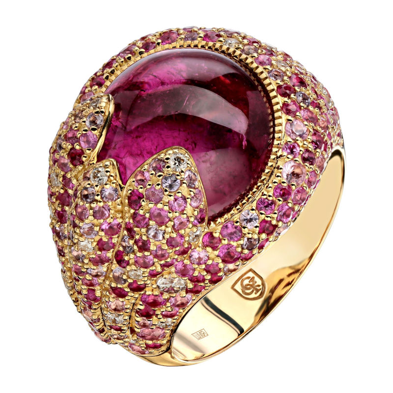 Кольцо из желтого золота 750 пробы с рубеллитом, сапфирами, рубинами и бриллиантами 01К6414258-1